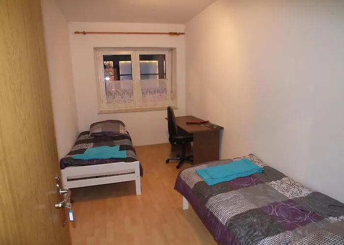 Ferienwohnung In נירנברג