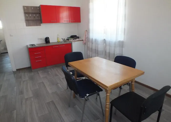 Ferienwohnung In * נירנברג